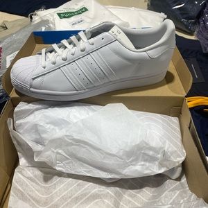 Adidas superstar white on white